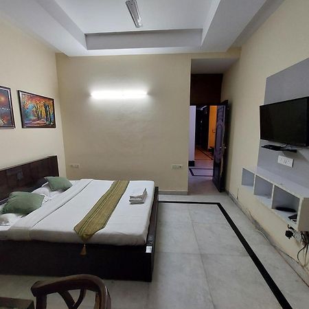Mandakini Villa Nueva Delhi Exterior foto